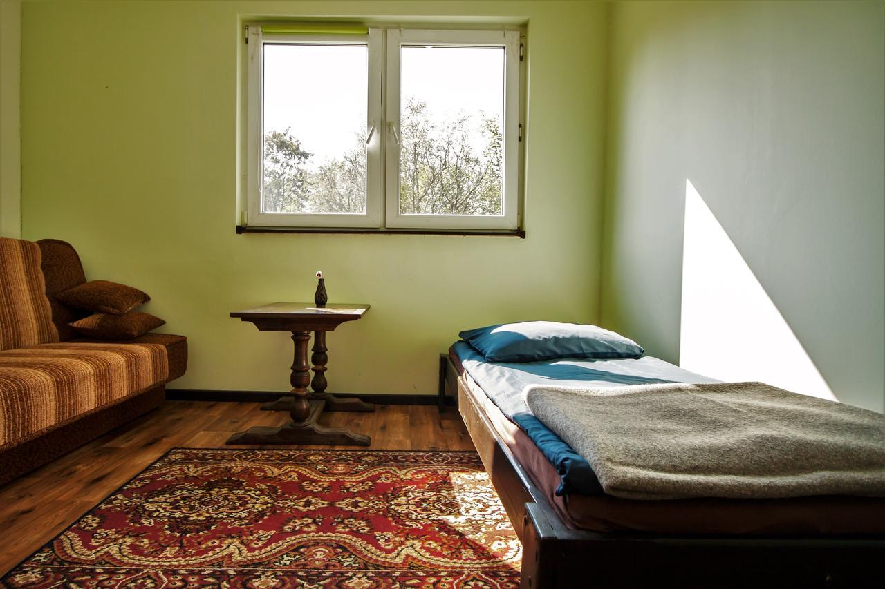 Kremenaros Hostel Ustrzyki Górne Buitenkant foto